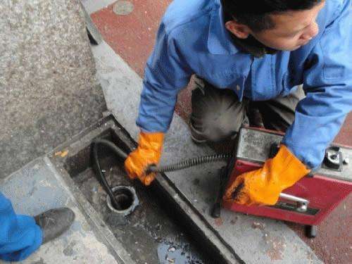 谯城疏通下水道